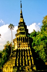 Ban Chiang Khaeng, the stupa of the old monastery